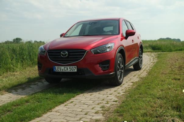 Mazda CX-5 Skyactiv-G 192 AWD Sports-Line.  Foto:Peter Schwerdtmann